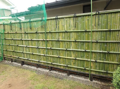 竹の垣根